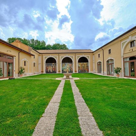 Villa Padovani Relais De Charme - Adults Only Pastrengo Bagian luar foto
